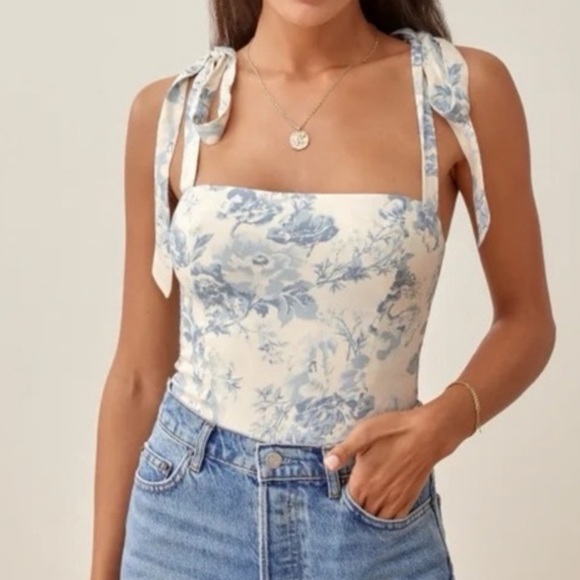 Reformation Tops - Reformation Ellora Top